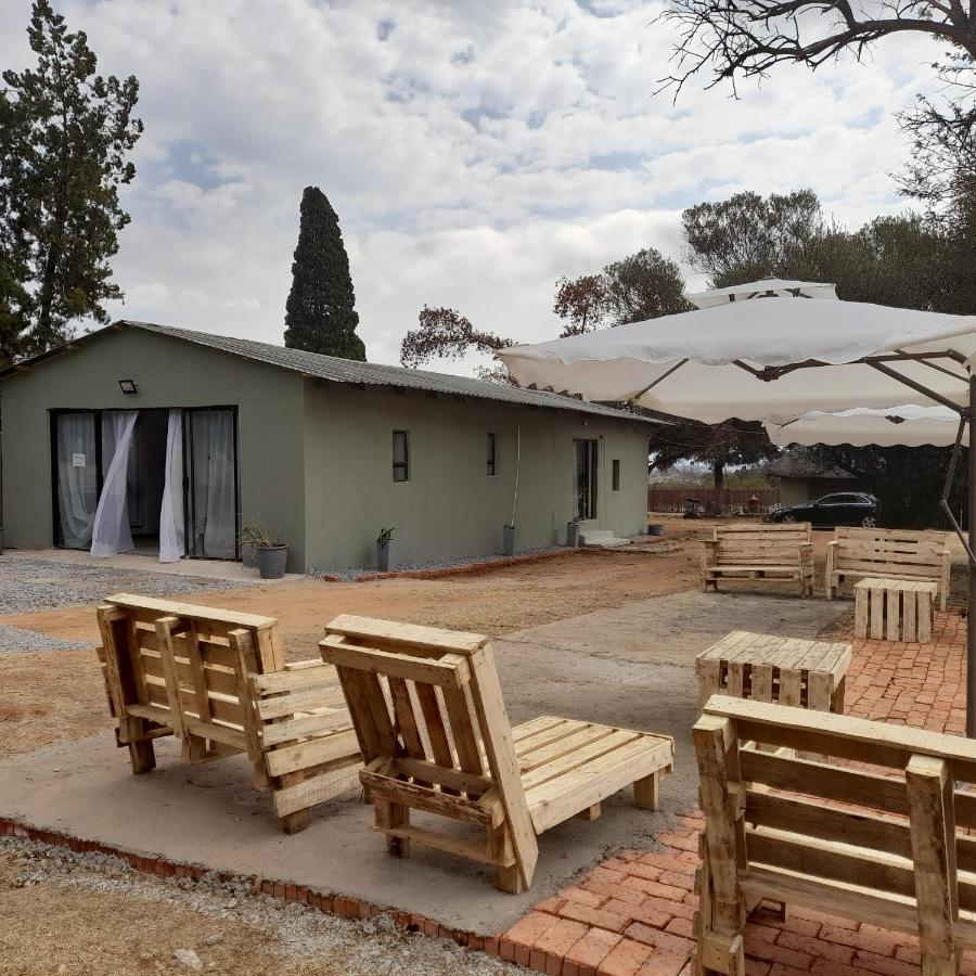 °HOTEL THE MONUMENT BARNYARD FARM CENTURION (South Africa) | BOOKED